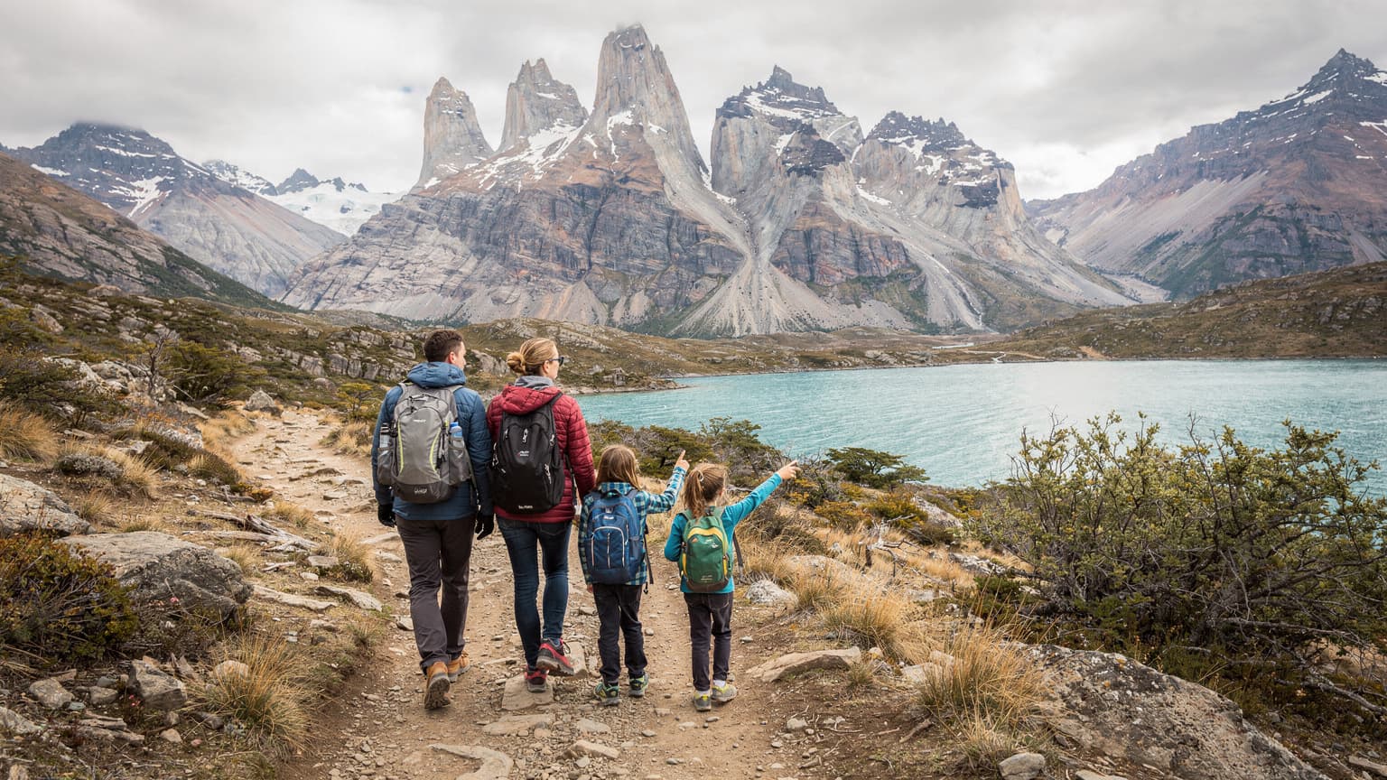 Patagonia 2026: eSIM for Remote Trails, Family Safety, and Offline Maps